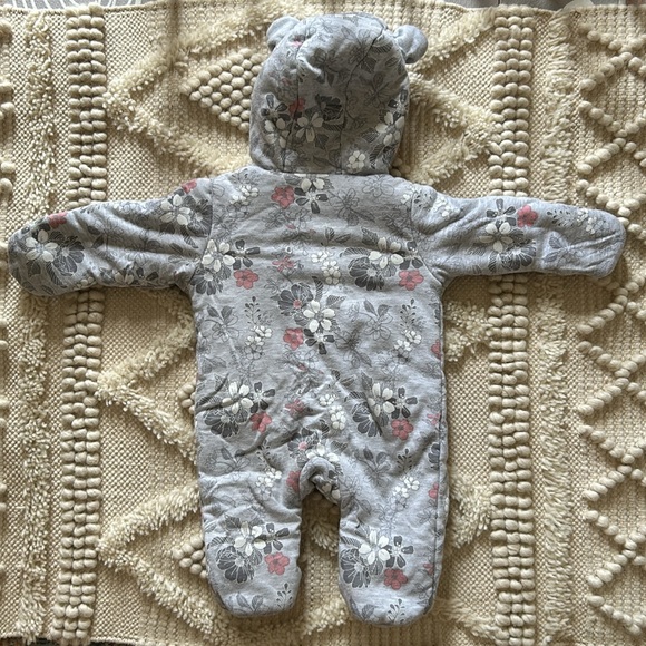 3-6 Months Floral Bunting Suit - Picture 5 of 8